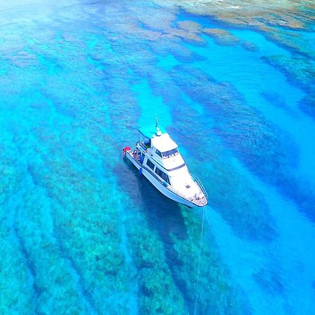 Villa Capri Miyakojima Bagian luar foto
