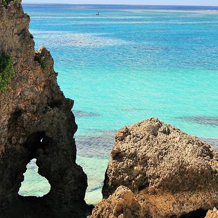 Villa Capri Miyakojima Bagian luar foto