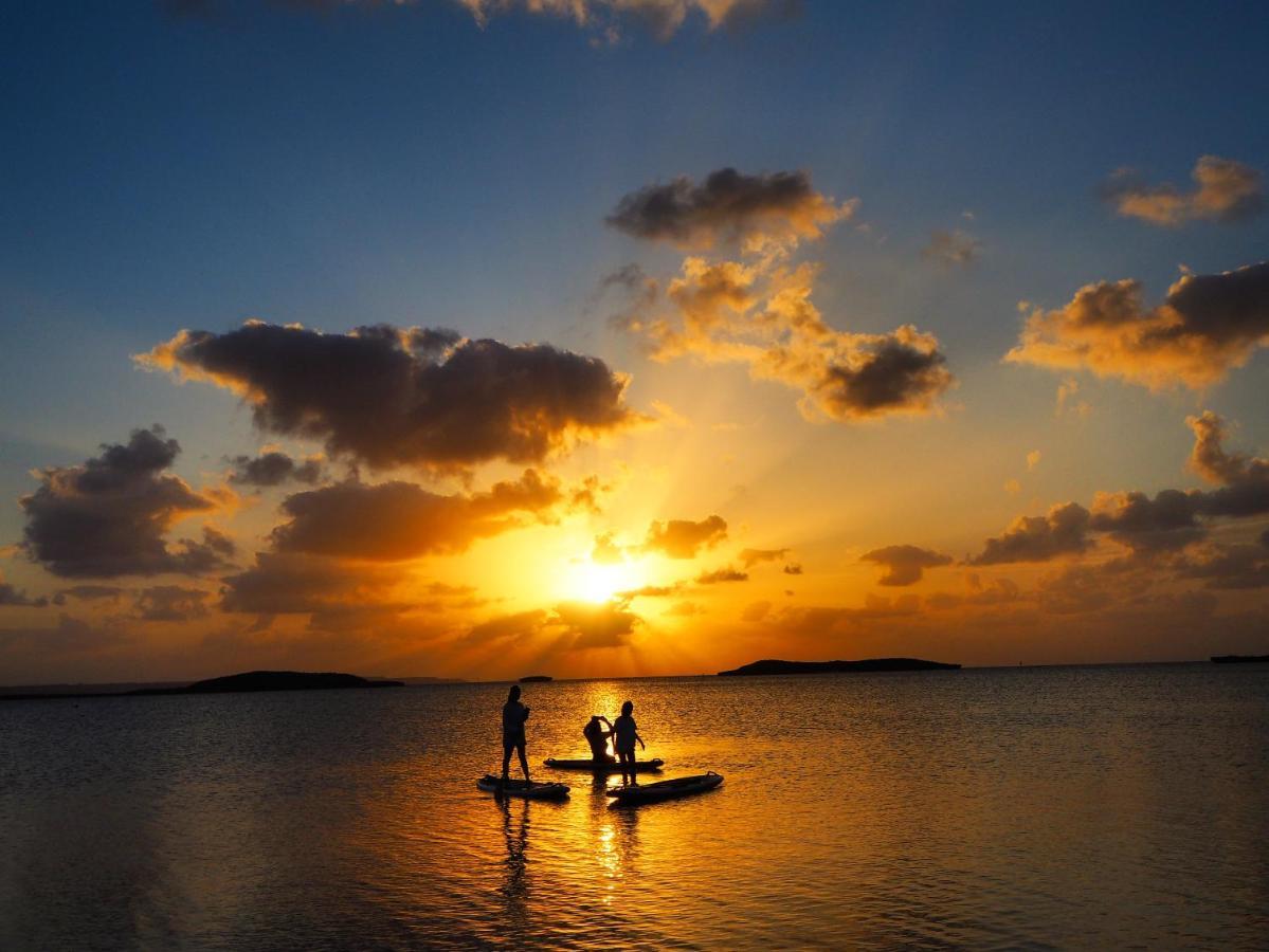 Villa Capri Miyakojima Bagian luar foto